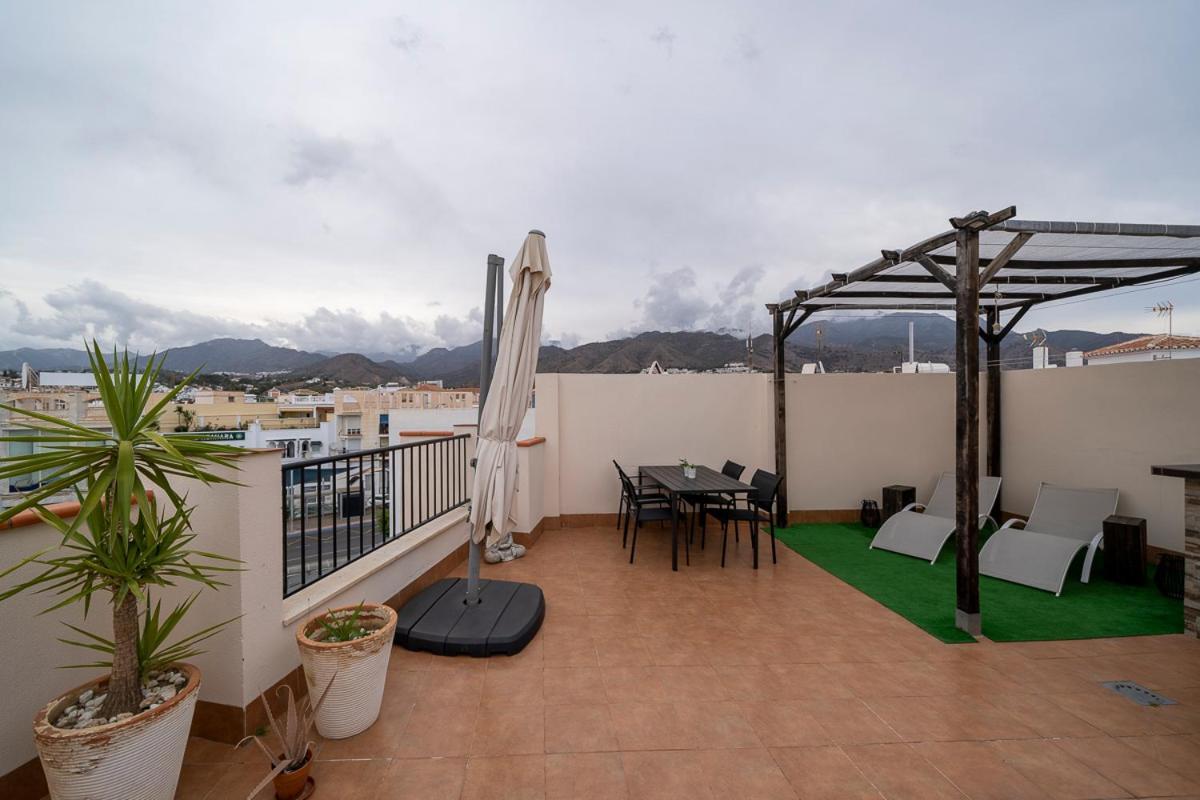 Apartamento Cantarero Apartment เนร์คา ภายนอก รูปภาพ